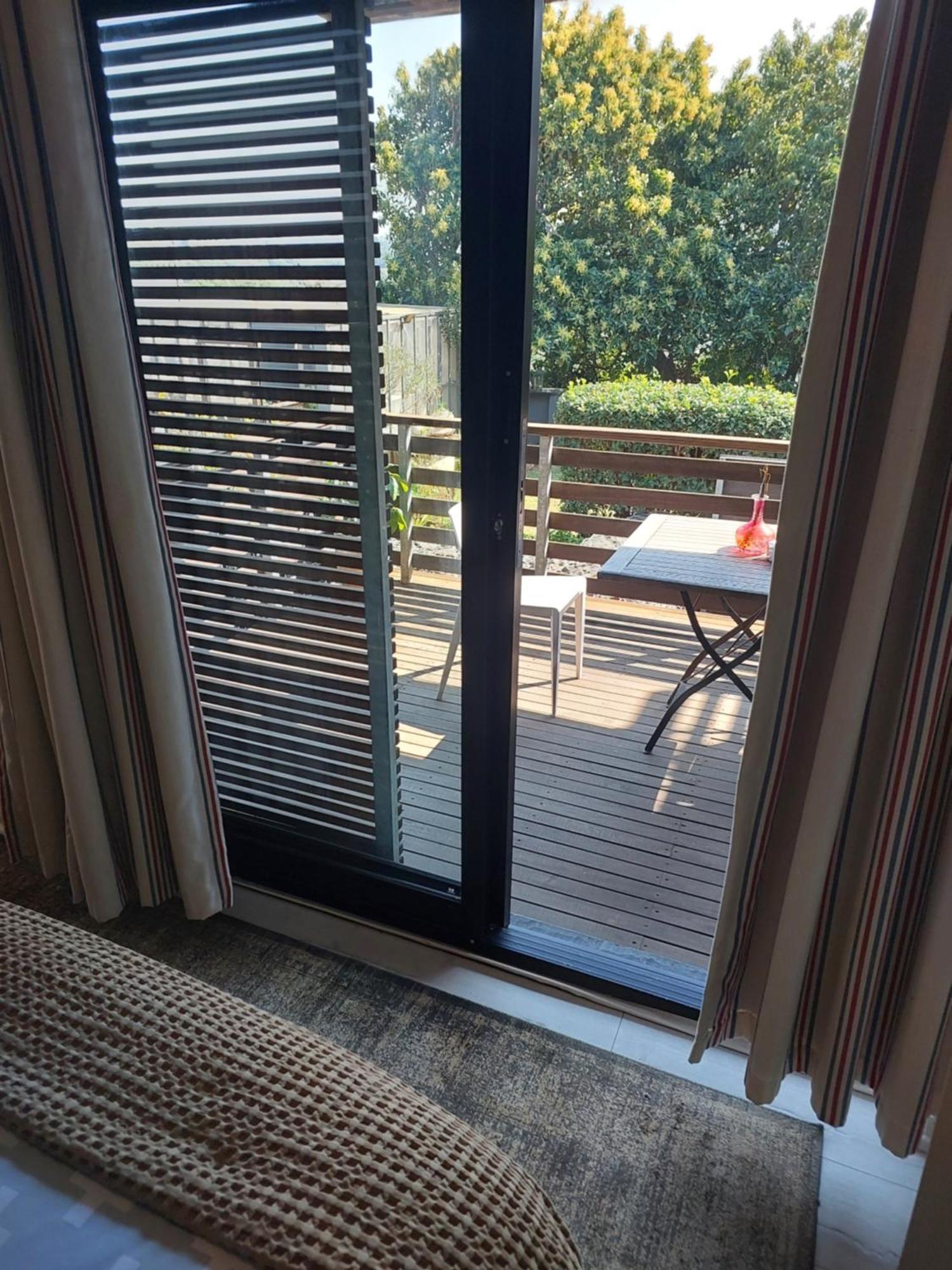 Sea Dreams Guesthouse 발리토 외부 사진